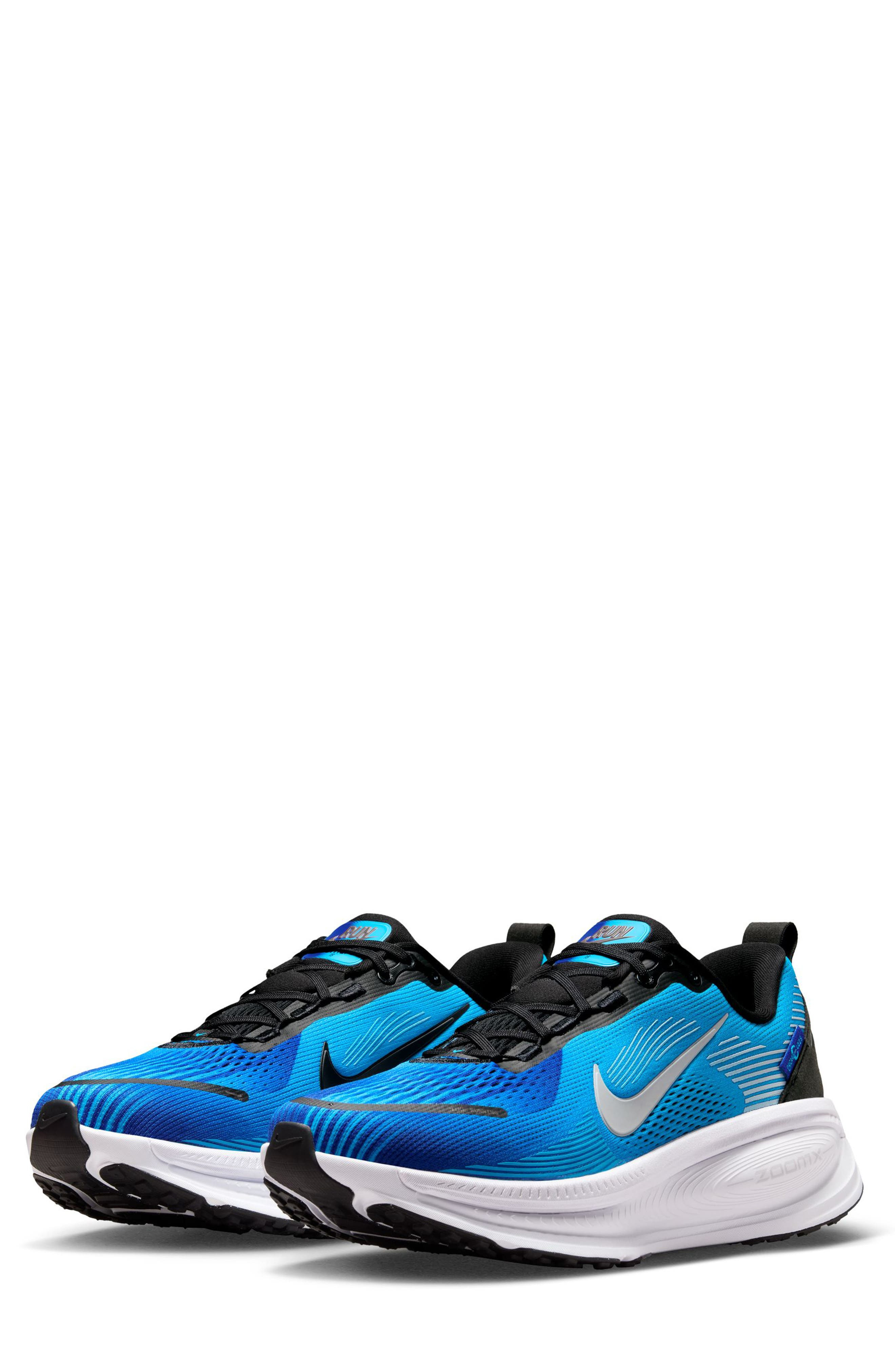 Nike Vomero 18 Running Shoe in White/Deep Night at Nordstrom - 1