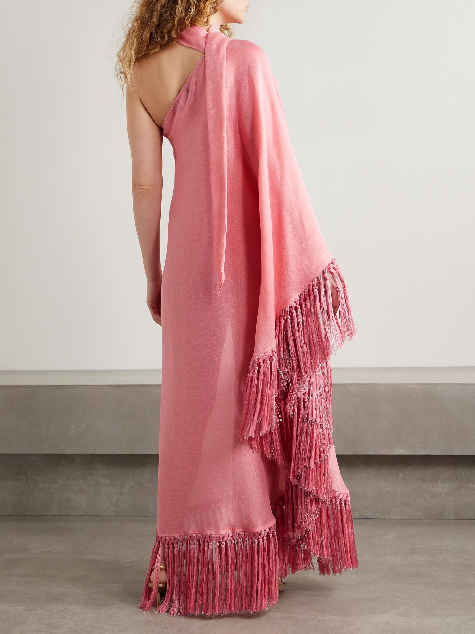 Arno one-sleeve fringed linen-blend gown Pink - 3
