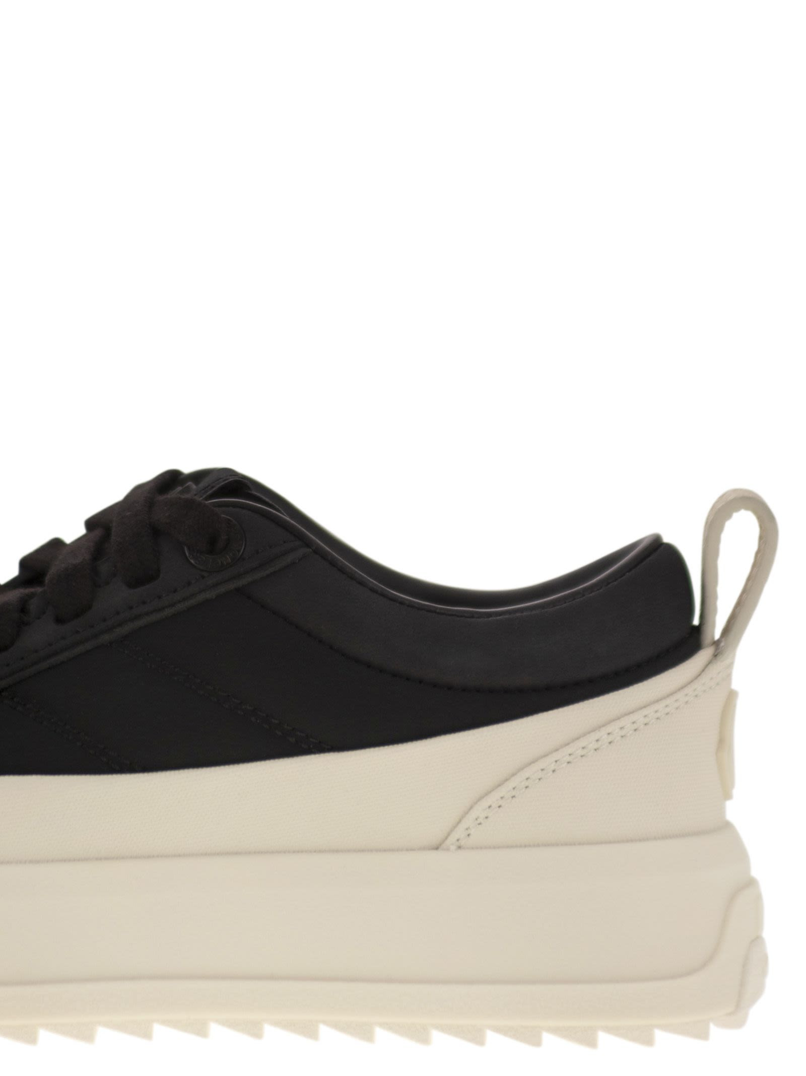 Moncler Women Moncler Altive - Suede And Nubuck Leather Trainer - 7