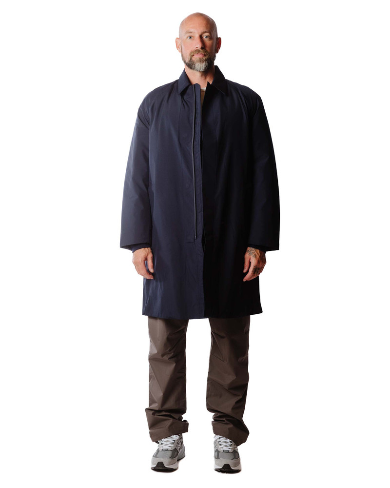 NORSE PROJECTS Vargo Gore-Tex Infinium Raglan Mac Dark Navy outlook