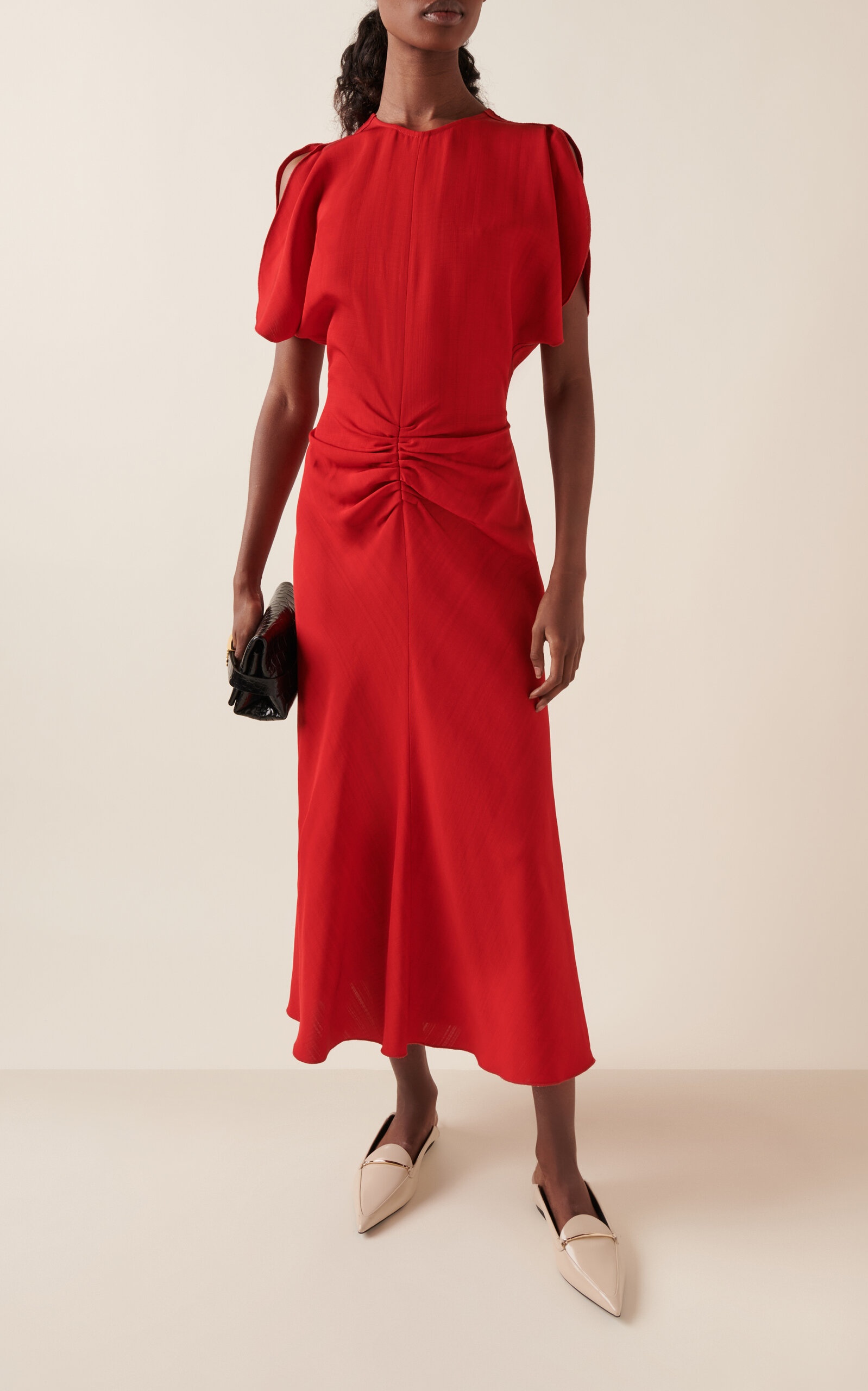 オールインワン・サロペット Victoria Beckham Fitted Midi Dress With Puff Sleeves And VICTORIA BECKHAM Cold-shoulder cutout crepe midi dress | THE