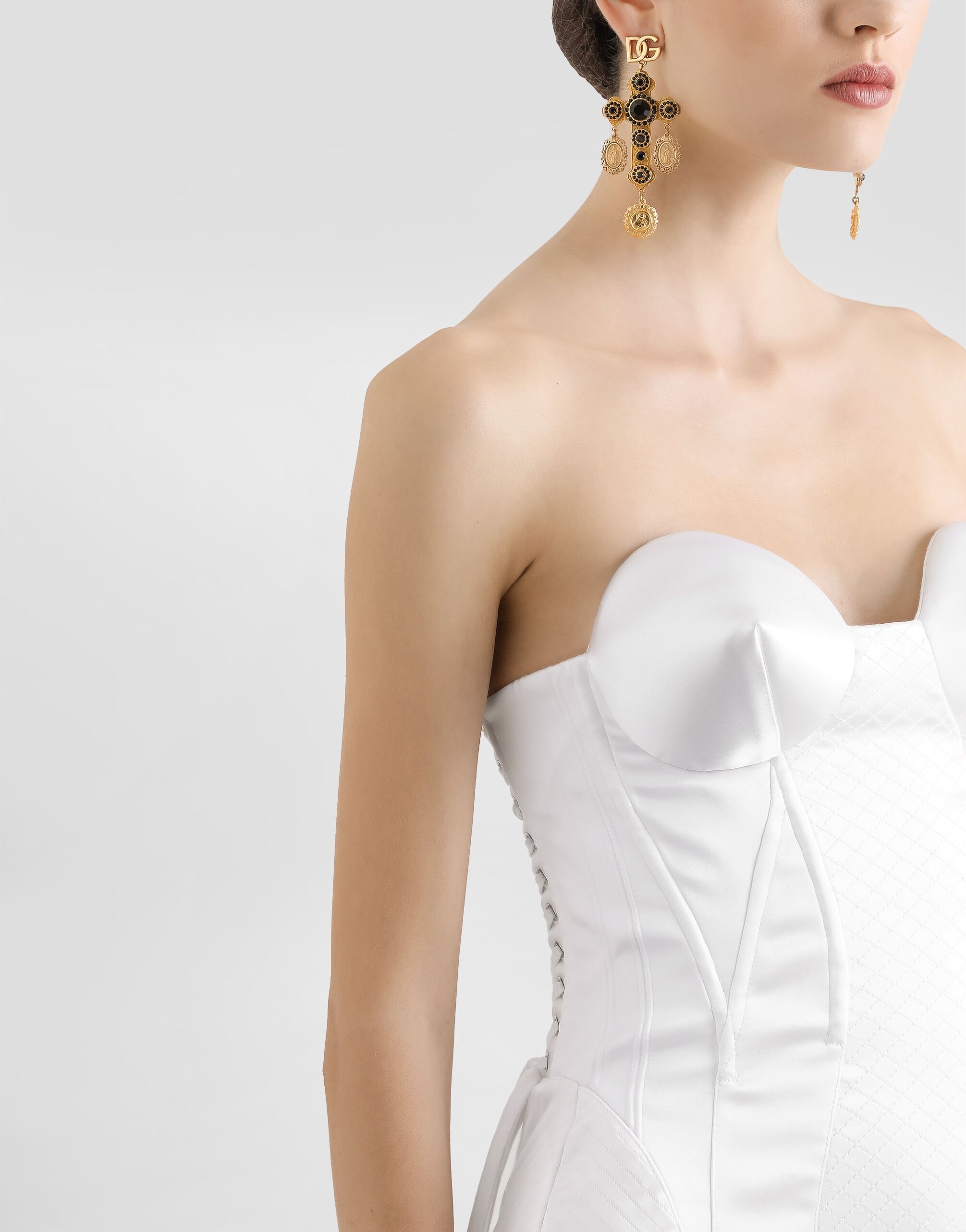 Strapless satin dress with corset details - 7