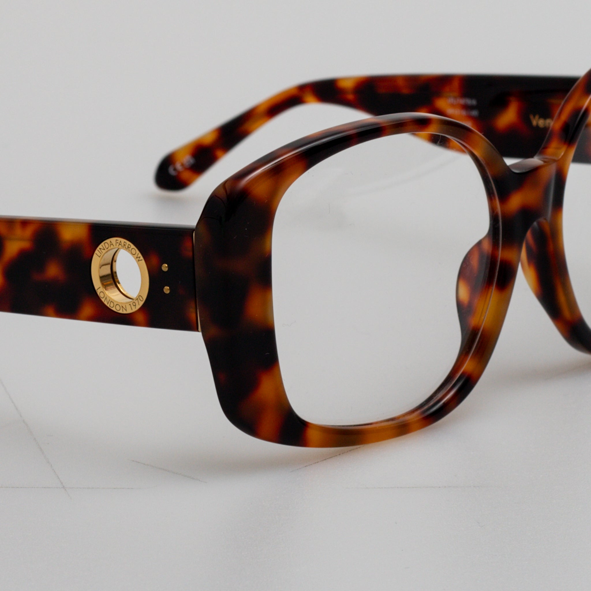 Venus Optical in Dark Tortoiseshell - 4