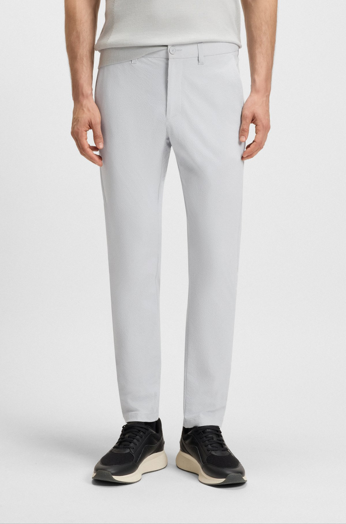 SLIM-FIT CHINOS IN STRETCH SEERSUCKER - 2