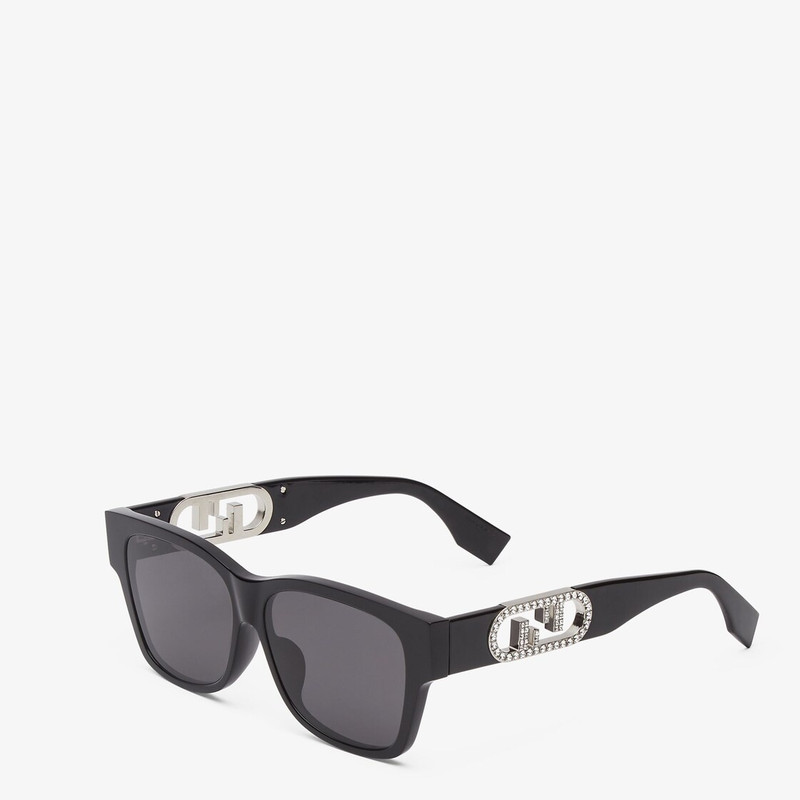 FENDI Fendi O’Lock outlook