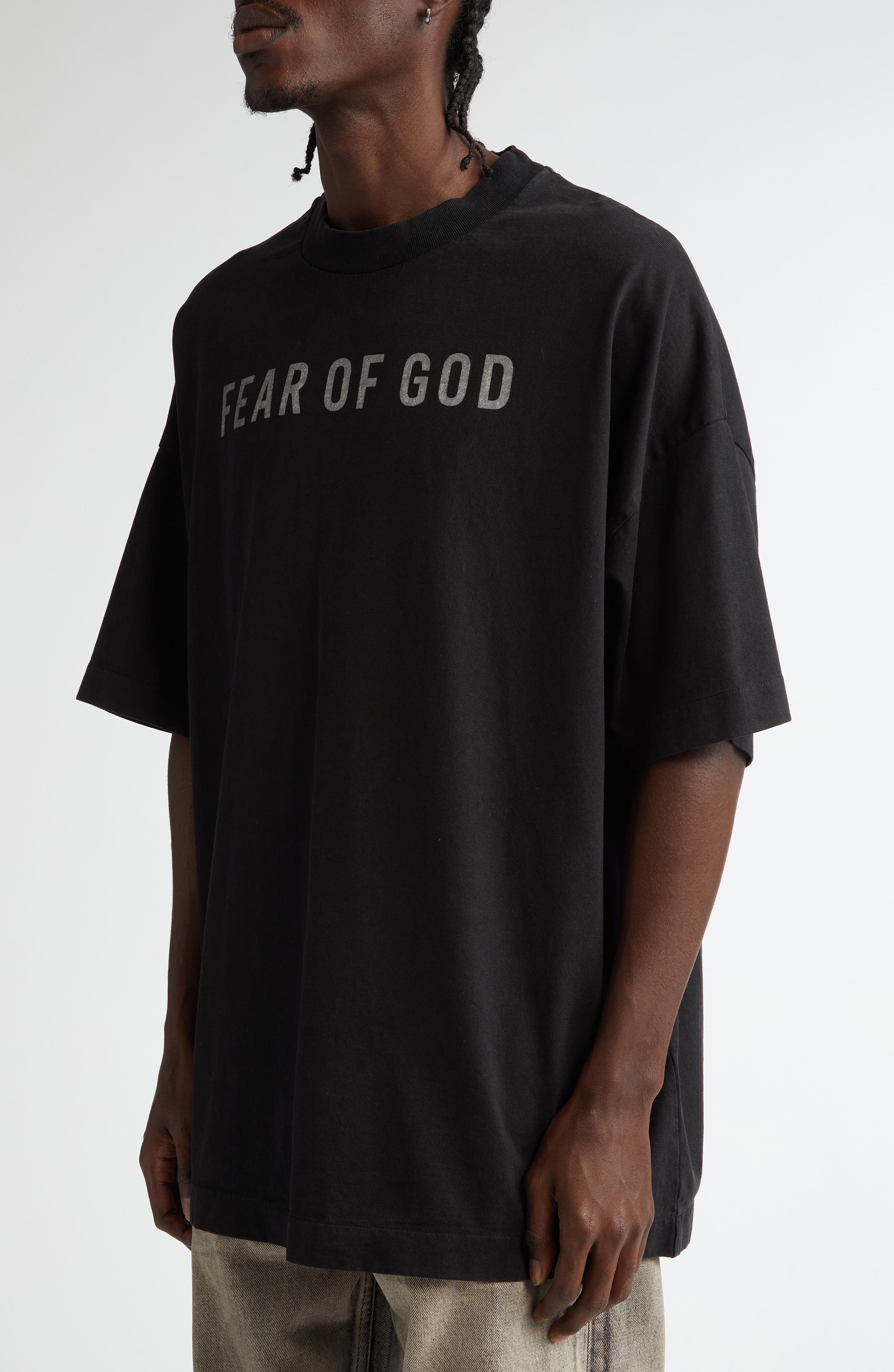 Fear of God Oversize Logo Graphic T-Shirt in Black at Nordstrom - 4