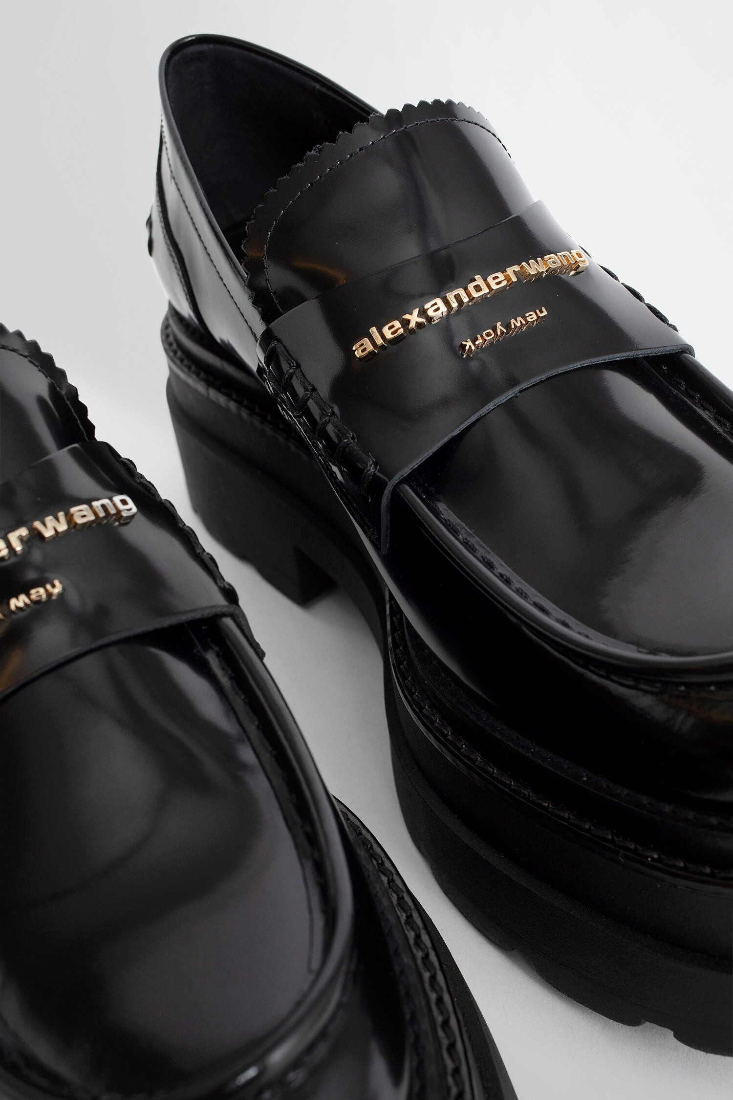 ALEXANDER WANG WOMAN BLACK LOAFERS - 6