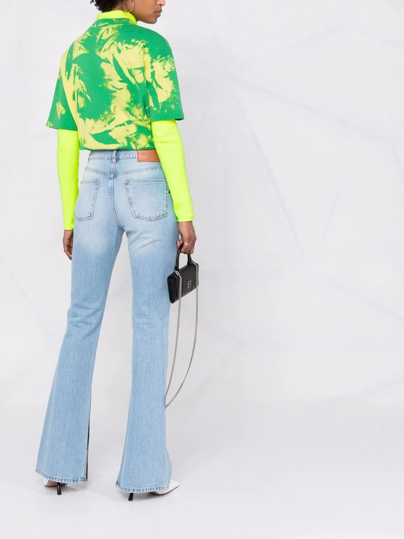 high-waisted flared jeans 4