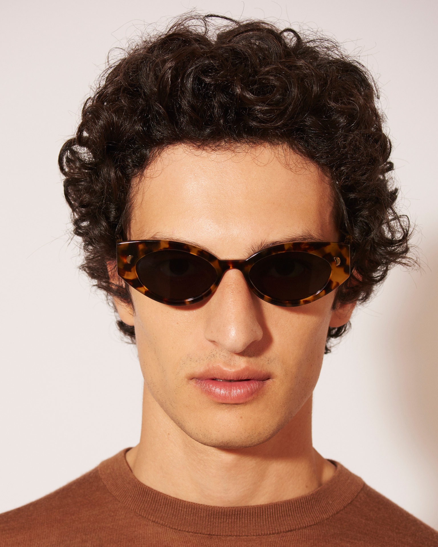 AZALEA - Cat-eye sunglasses - Tortoiseshell - 5
