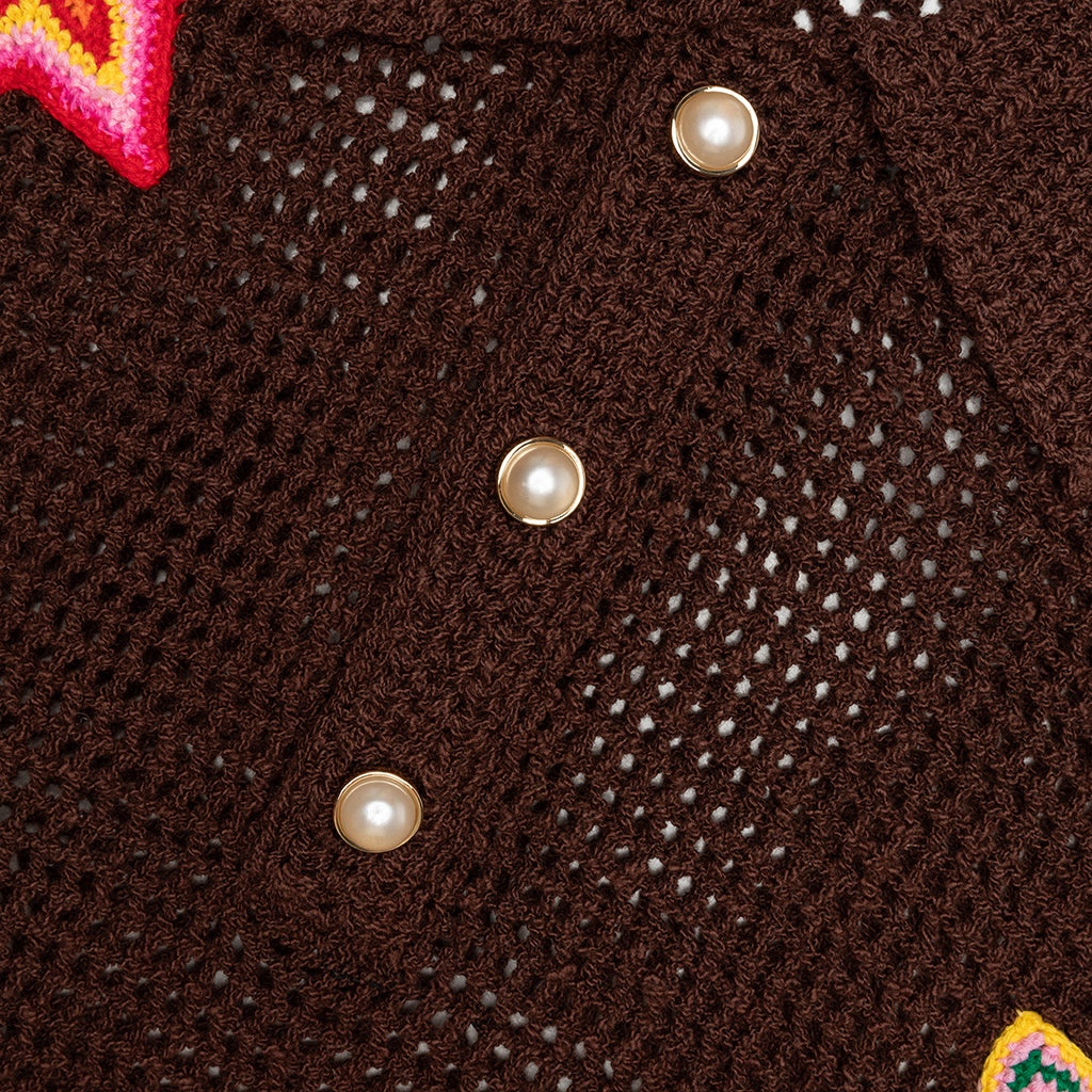 CROCHET POLO WITH PATCHES - BROWN - 4