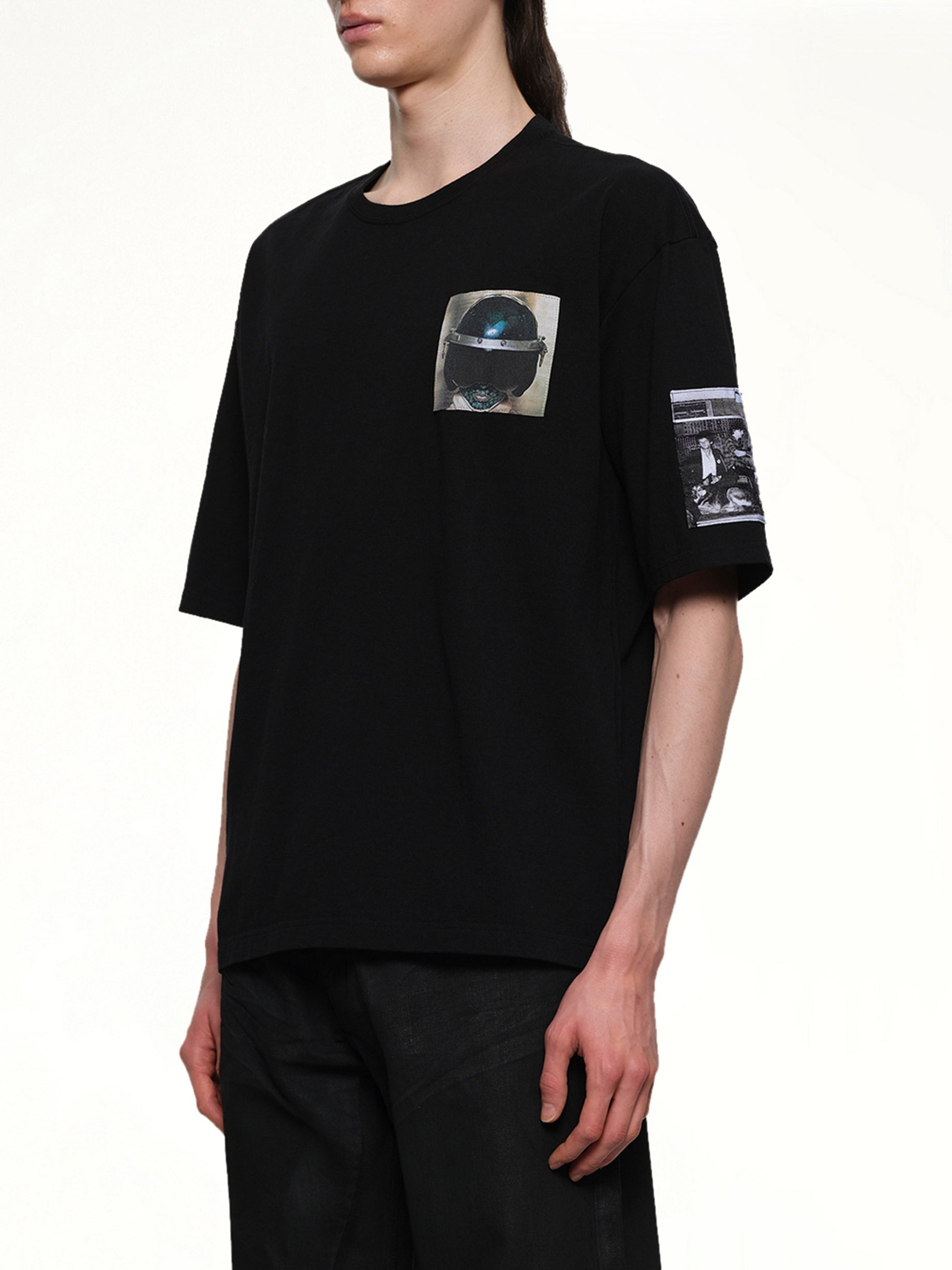 Heldon T-Shirt in Black - 3