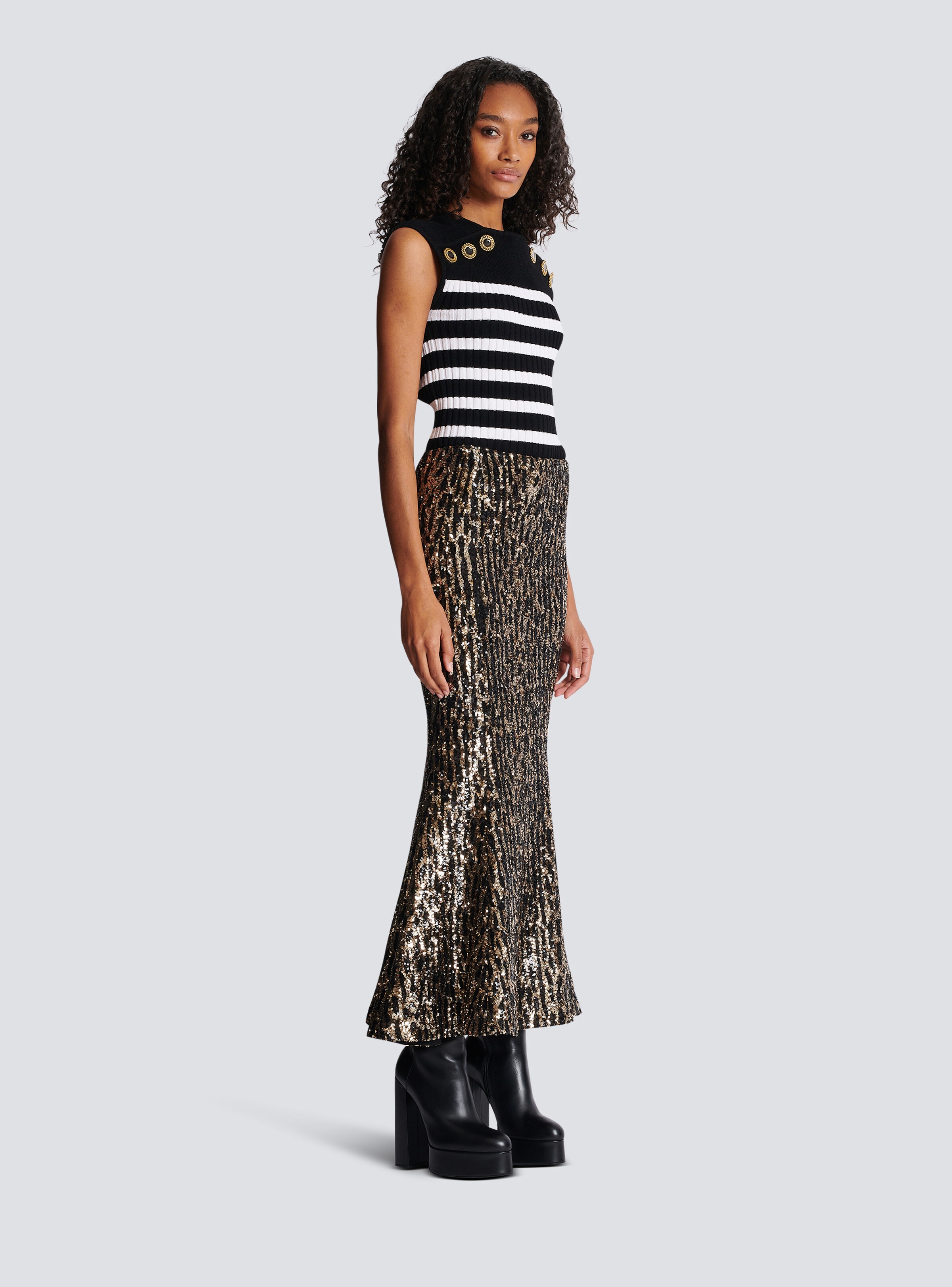 Long skirt with sequin embroidery - 3