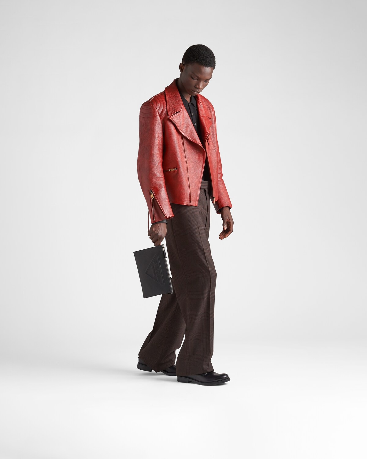 Saffiano leather pouch - 7