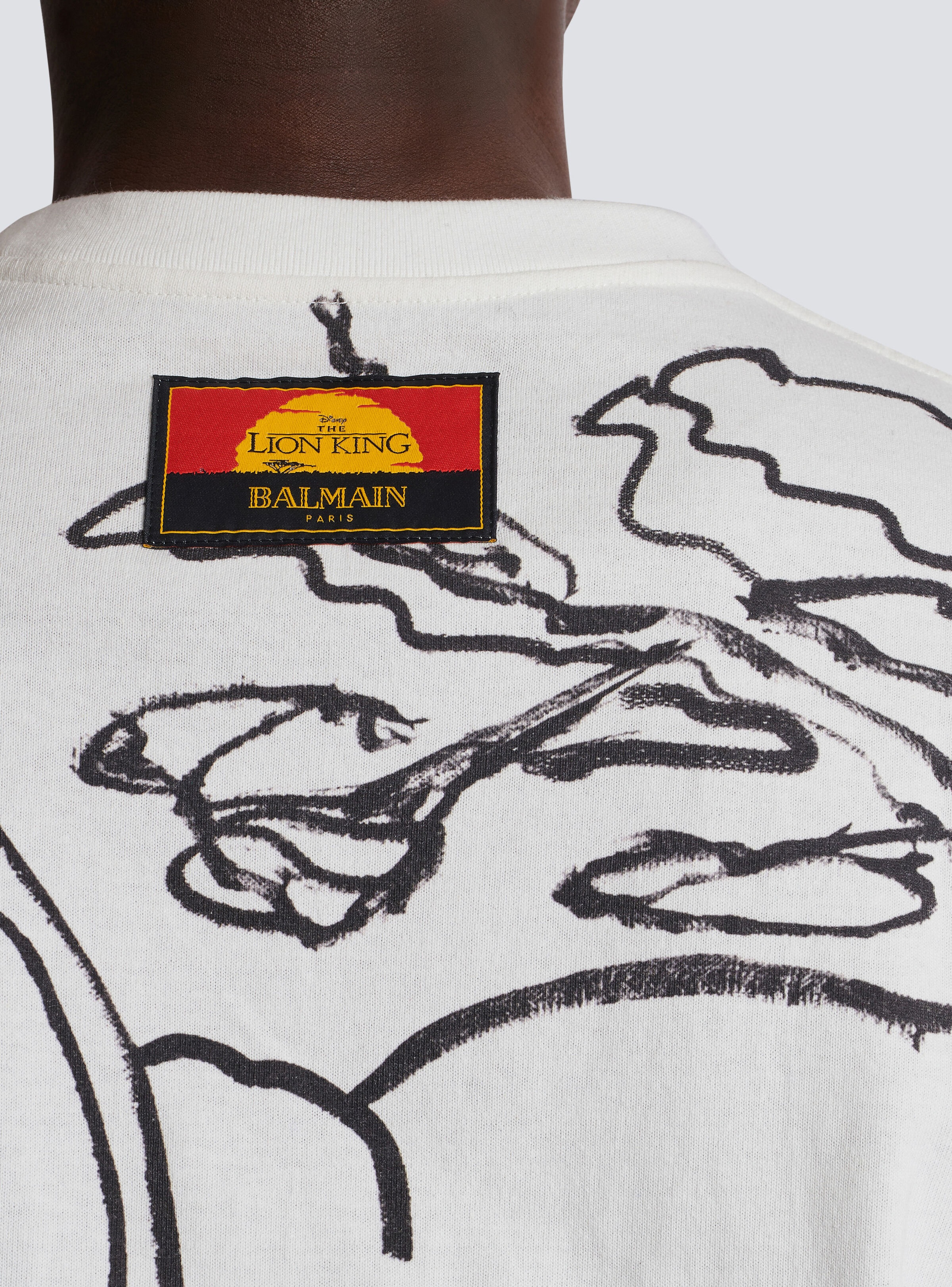 Disney x Balmain: The Lion King - Relaxed T-shirt with Enfant Précoce print - 8