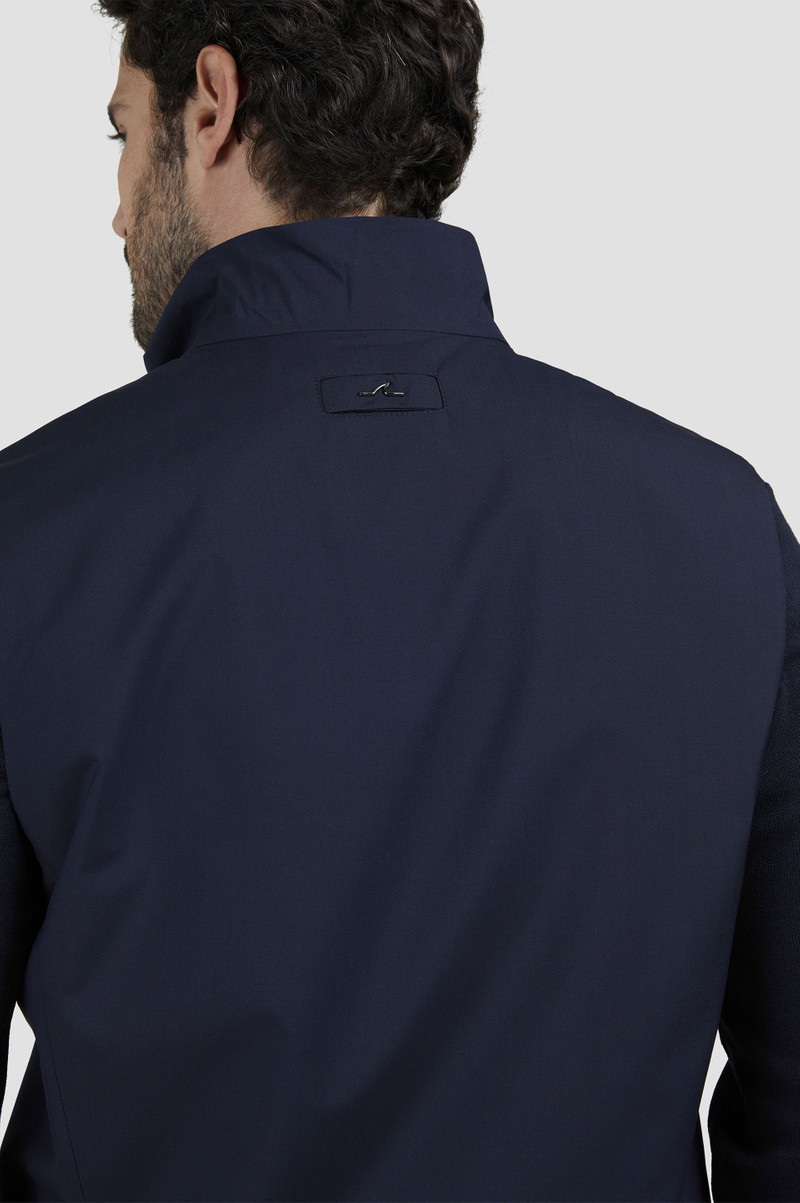 WOOL AND SILK VEST 6