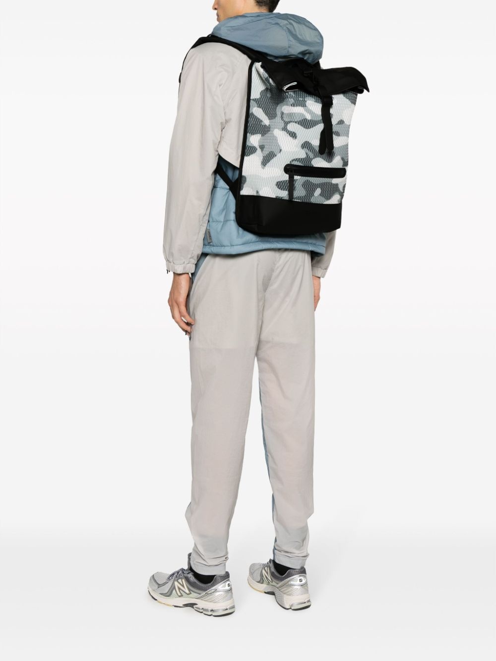 camouflage-print textured backpack - 2