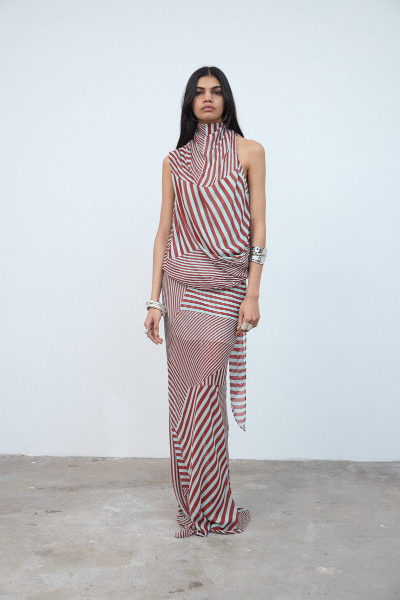 De La Vali MENORCA TOP IN MAROON & TURQUOISE VISCOSE GEORGETTE outlook