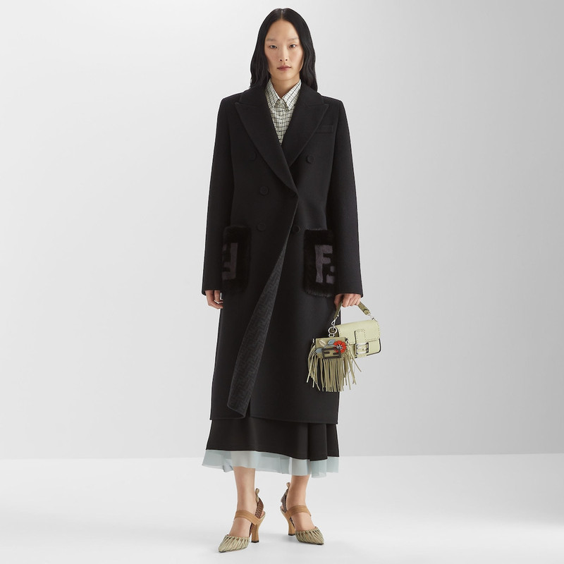 FENDI Baguette Mini outlook