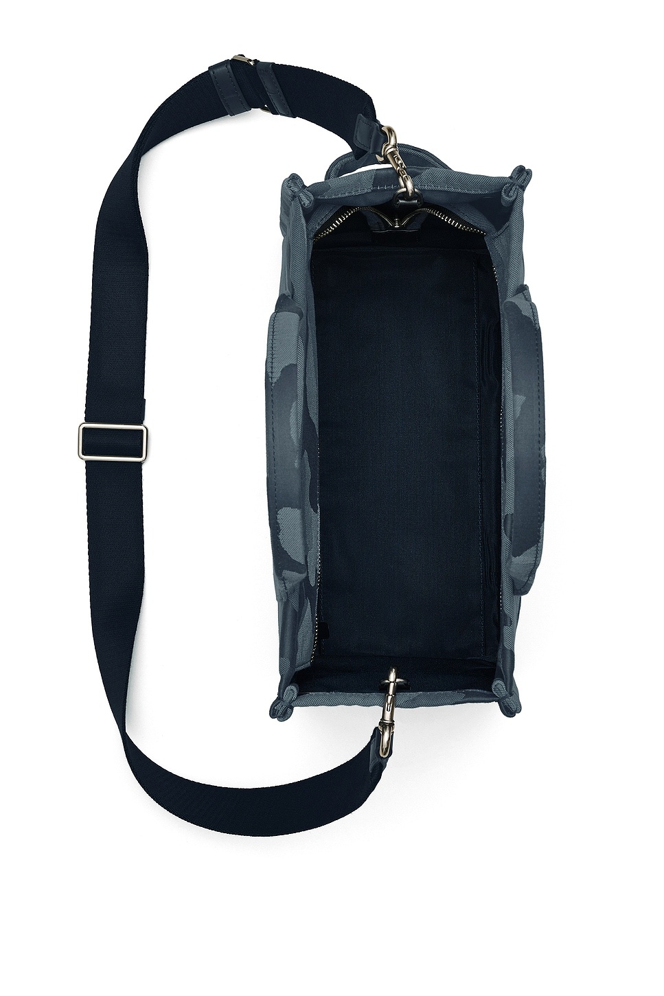 The Medium Tote - 4