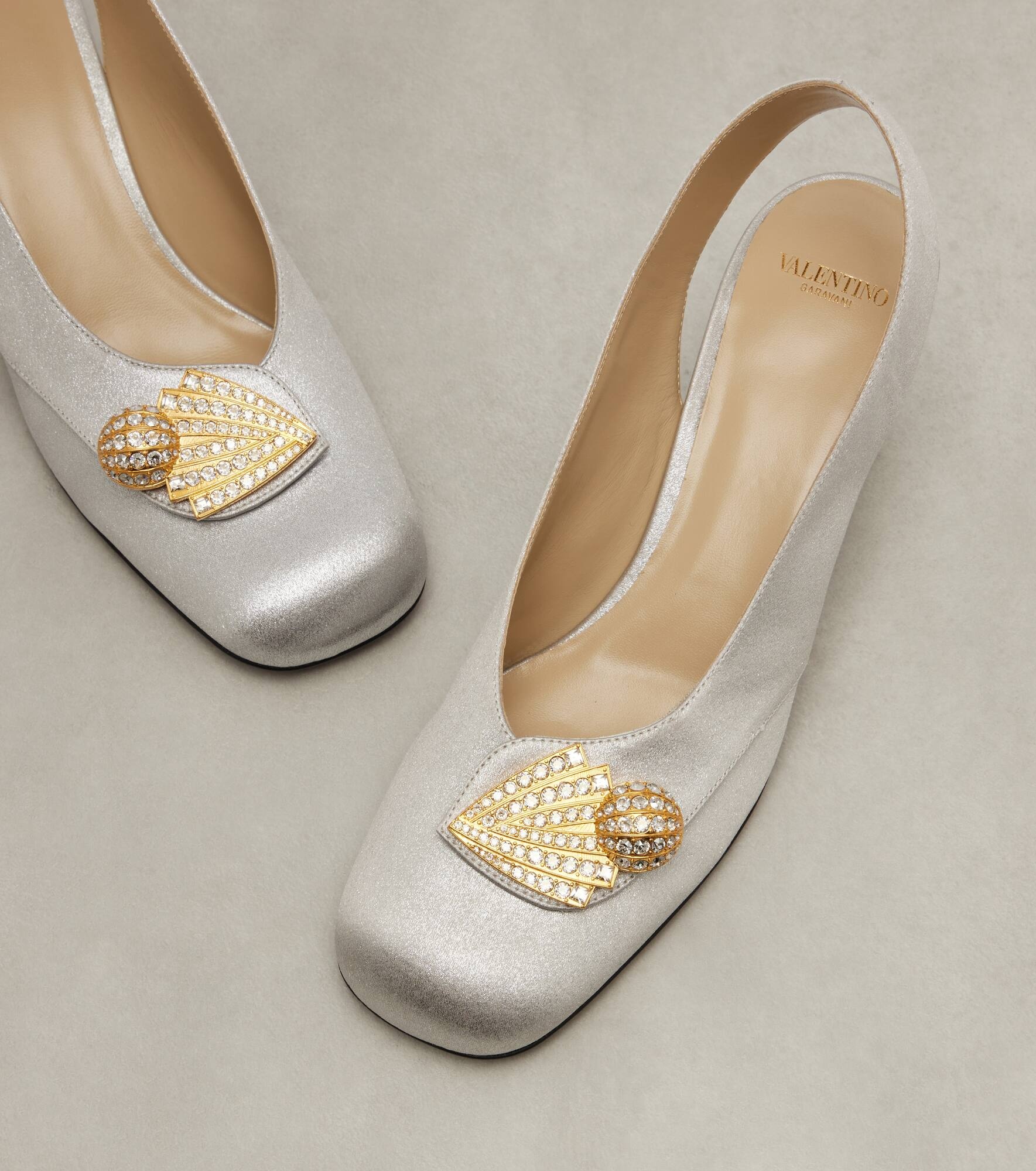 Adamantine embellished satin slingback pumps - 5