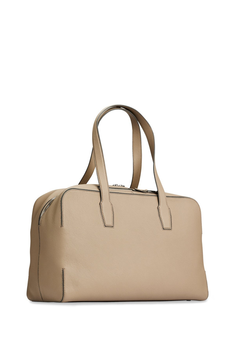 ZIPPED HOLDALL IN GRAINED LEATHER WITH LOGO LETTERING 5