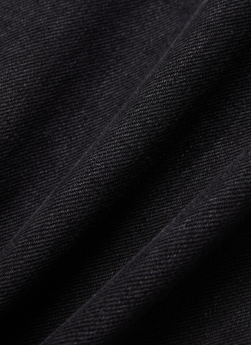 Curved Jeans
(Archive) 6