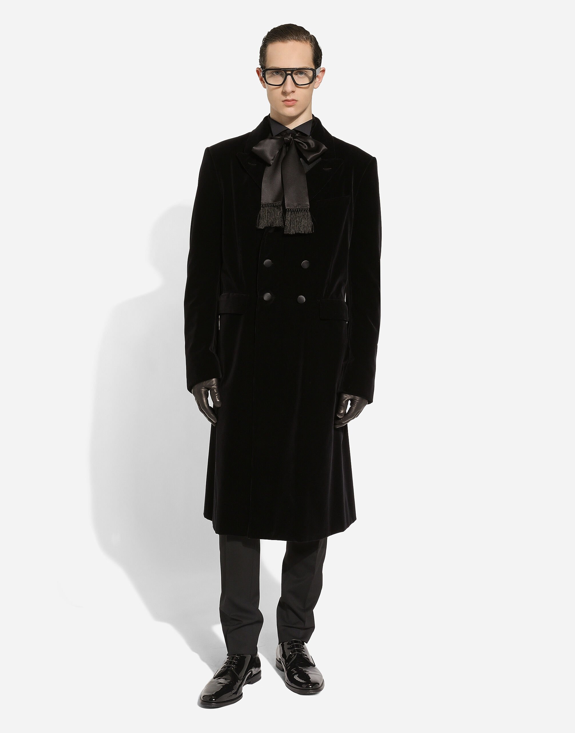 Velvet coat with satin details - 2