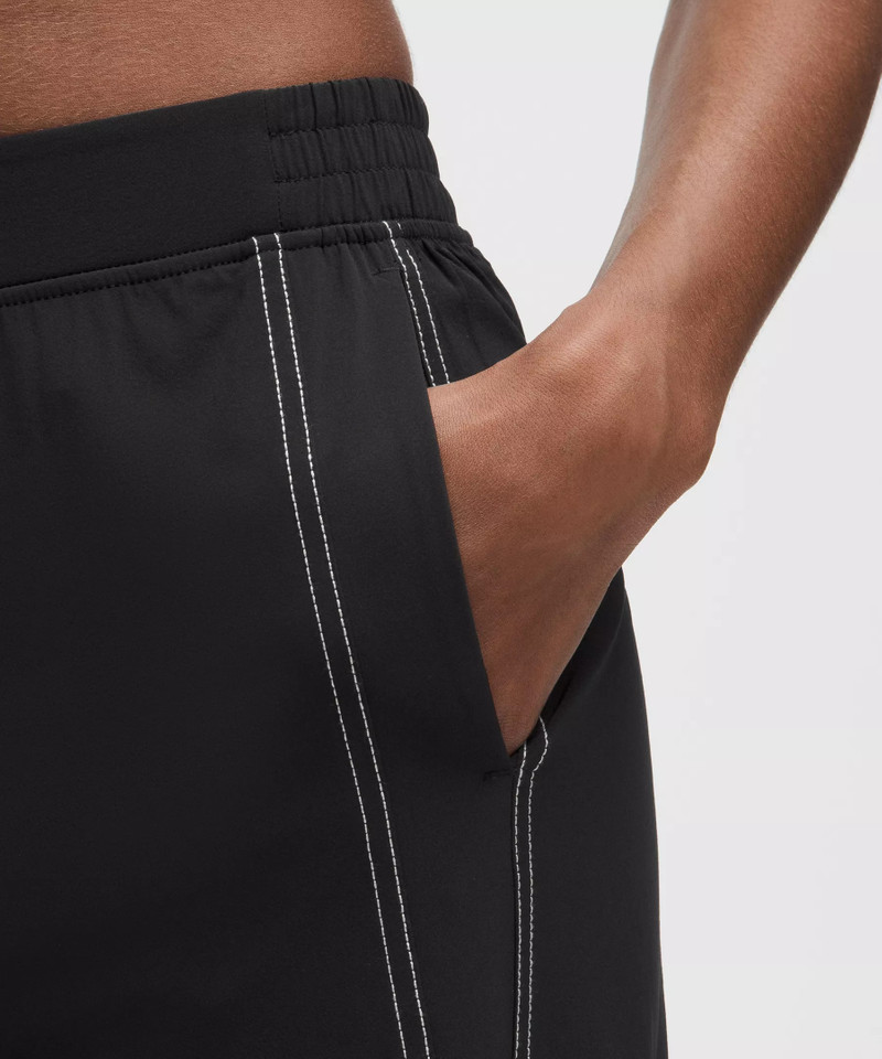 Define High-Rise Swift Jogger *Regular 4