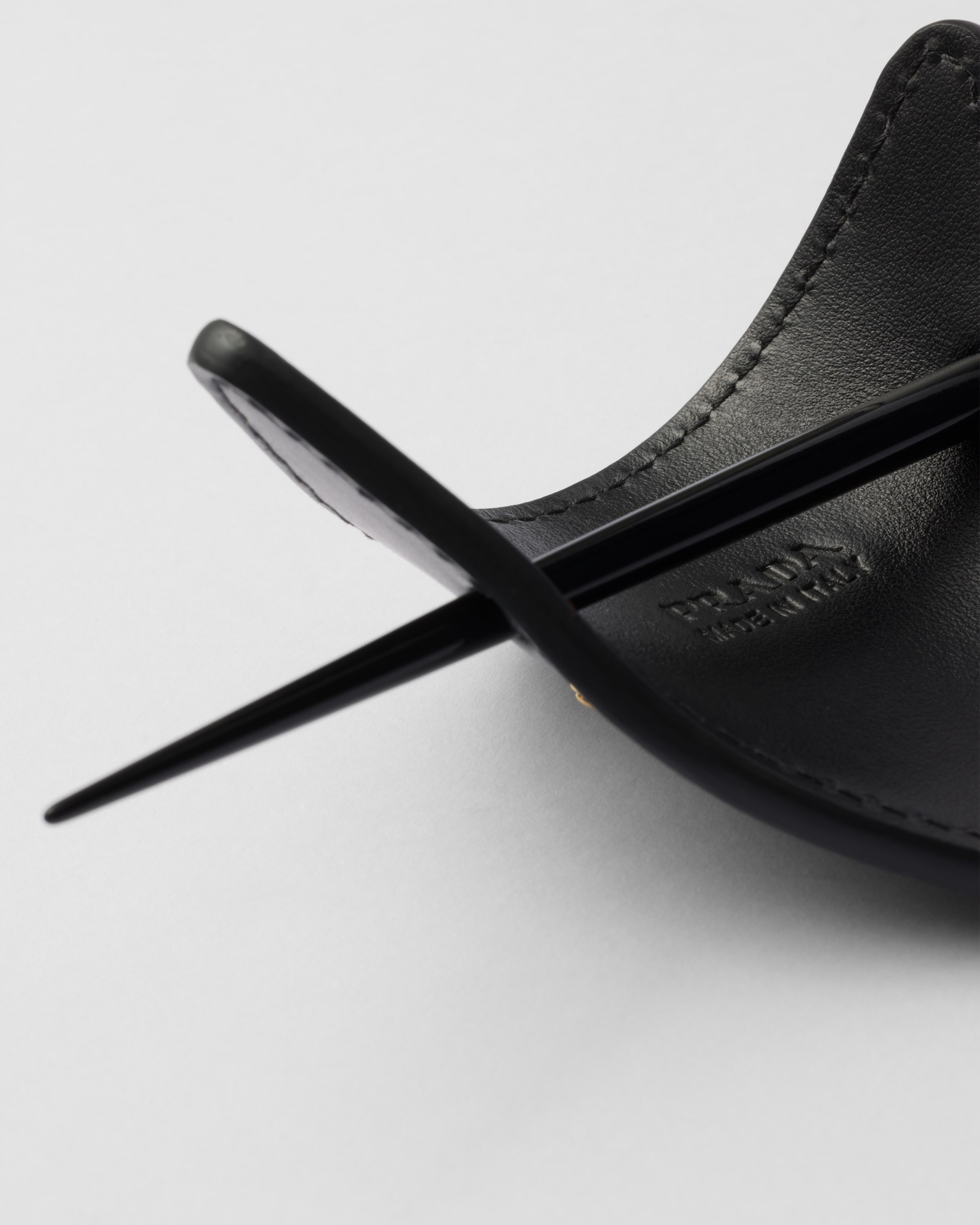 Leather hair clip - 3