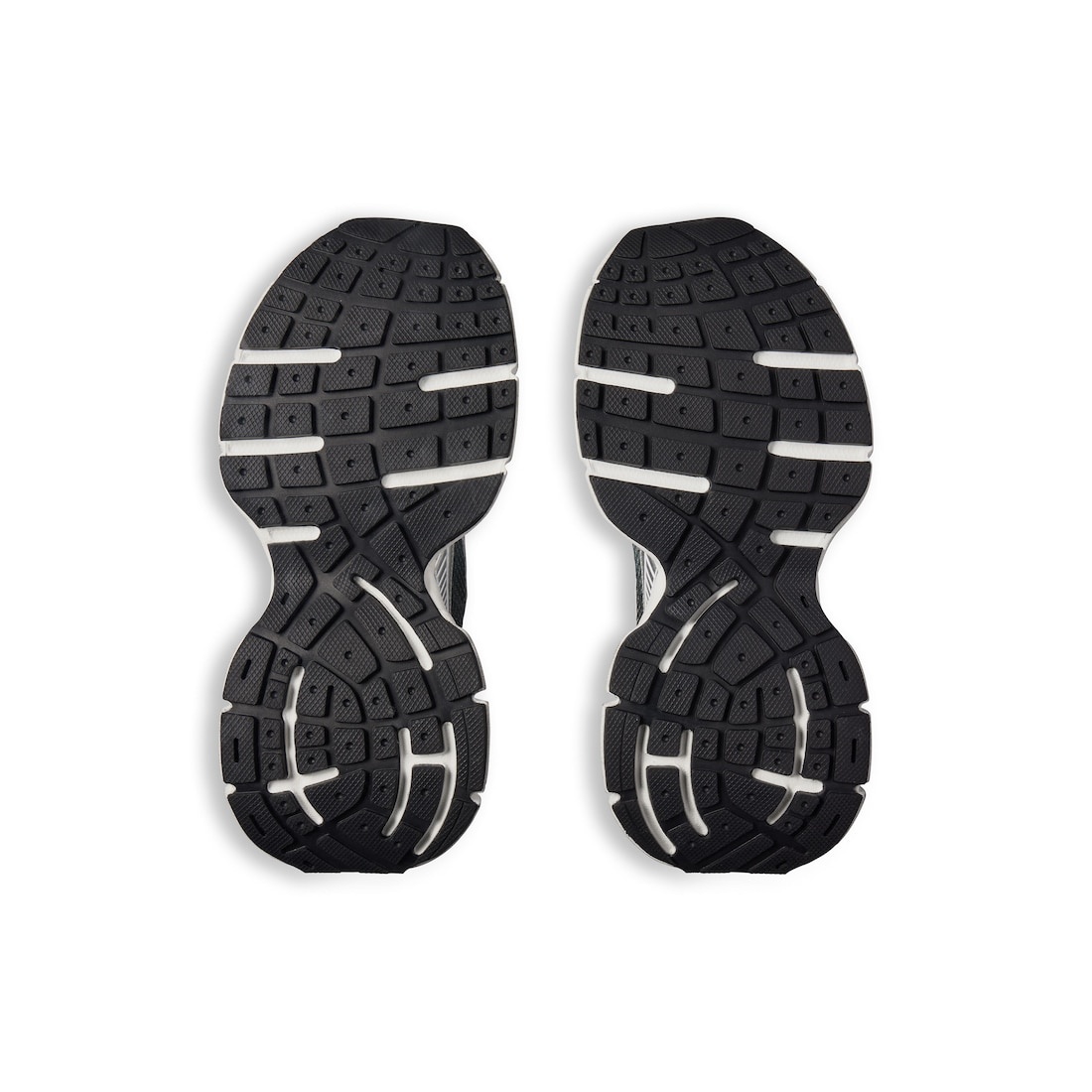 Women's 3xl Gradient Sneaker  in Black/grey/white - 7