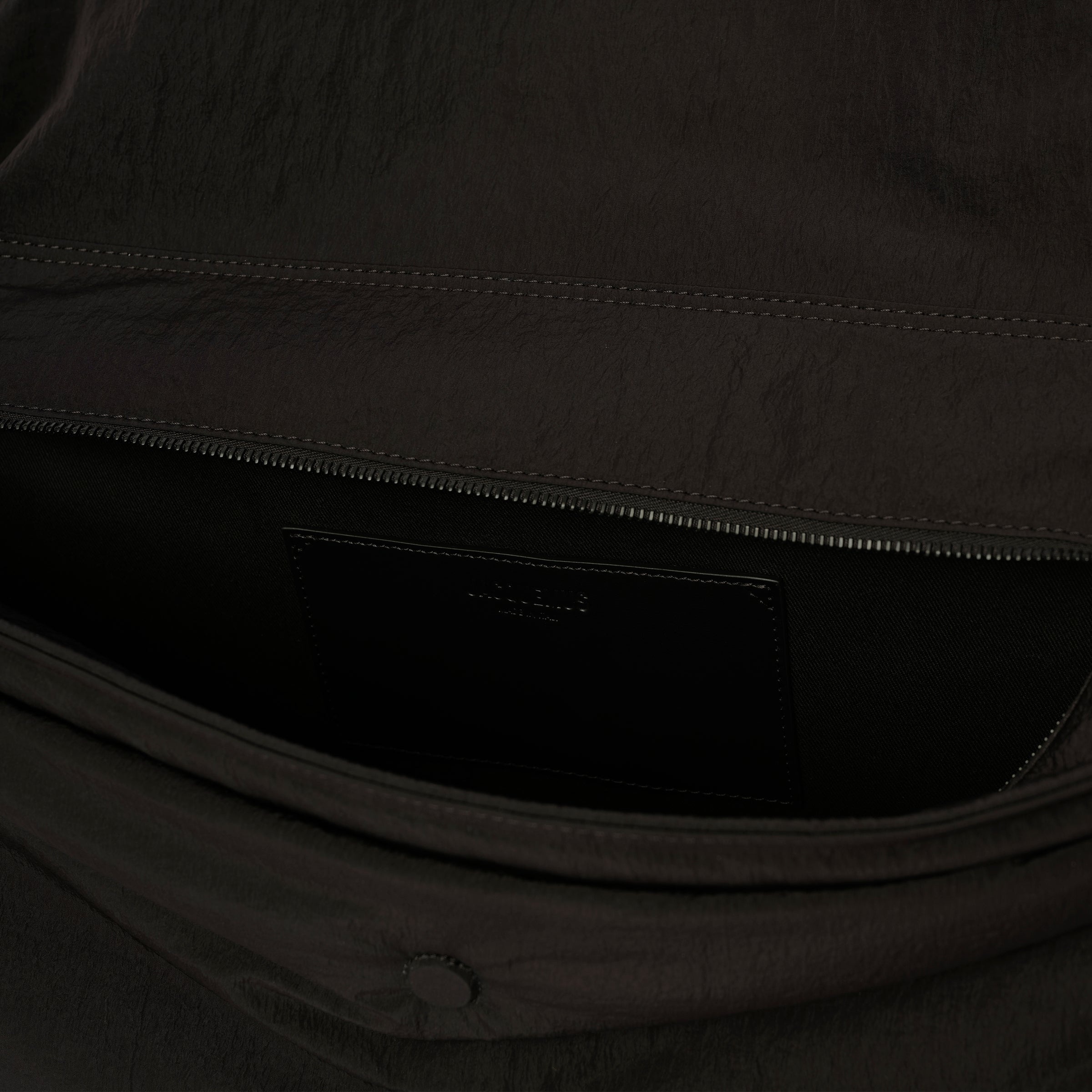 Le Messenger Bambino in Black - 3