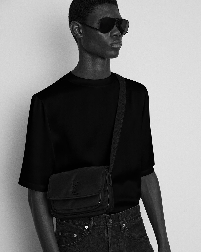 SAINT LAURENT NIKI SMALL MESSENGER IN GRAINED LAMBSKIN outlook