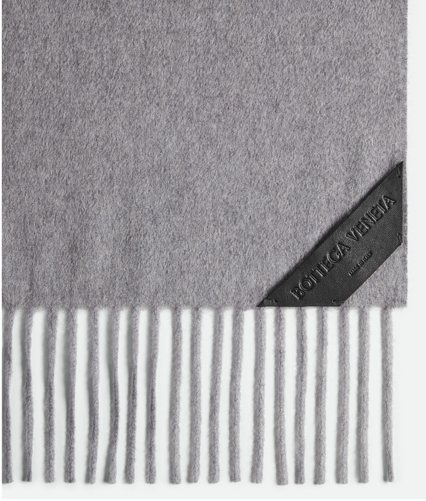 Cashmere Scarf With Bottega Leather Patch - 3
