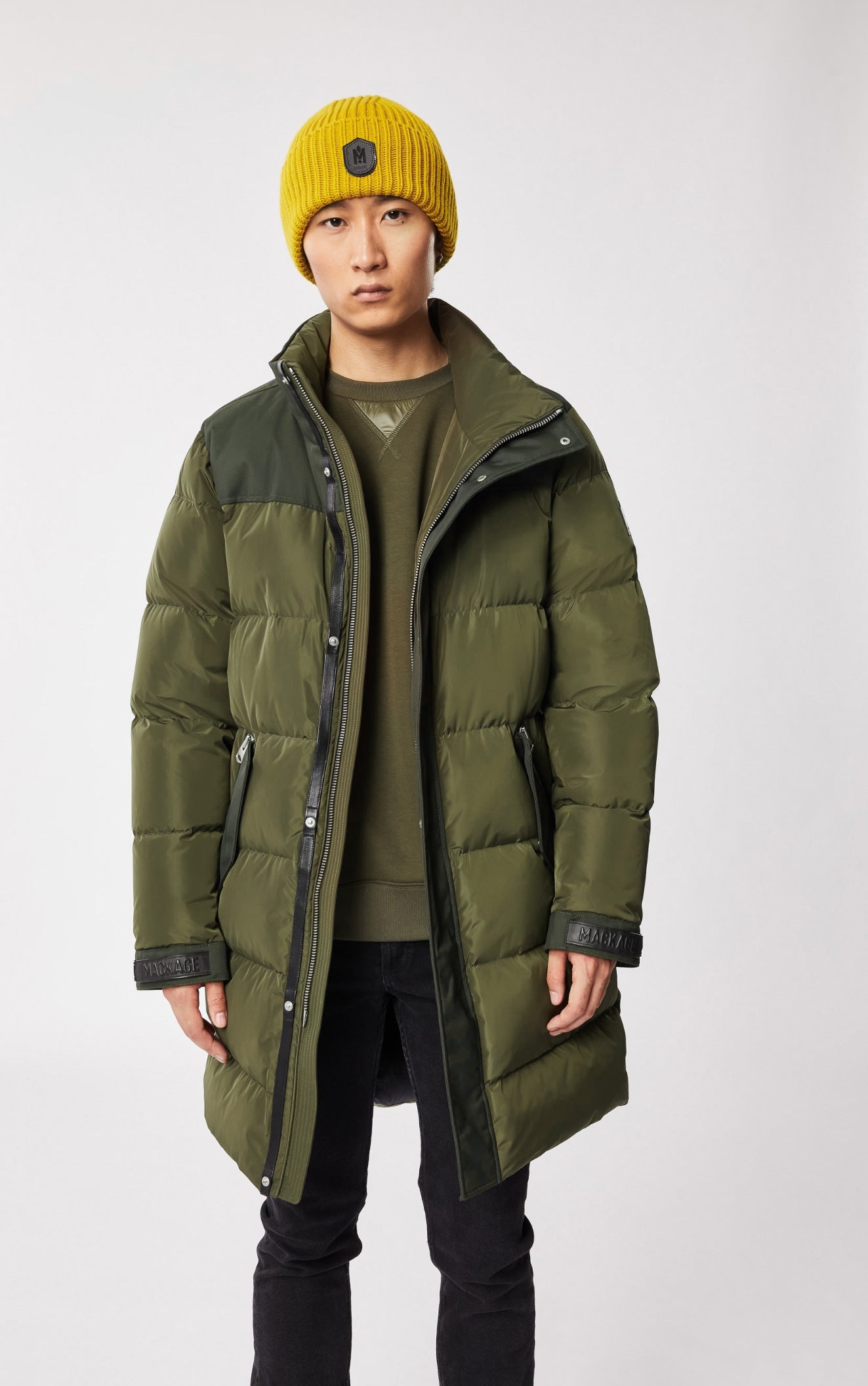 REYNOLD down coat with removable shearling bib and hood - 6