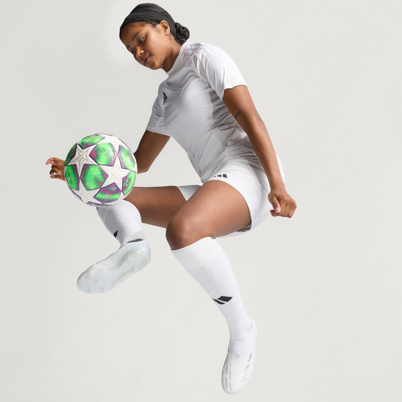 UWCL 25/26 League Stage Pro Ball 6