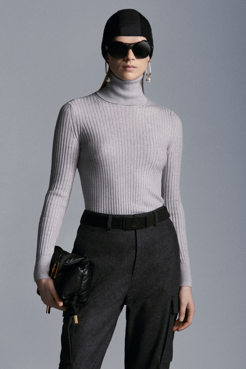 Moncler Turtleneck Sweater outlook