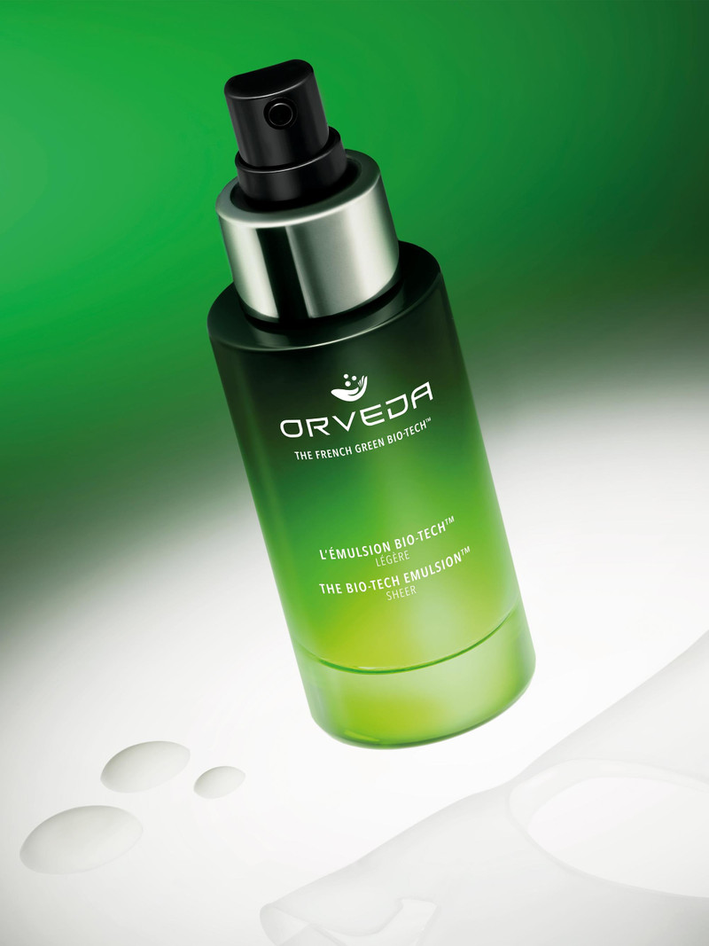 Women's The Bio-Tech Emulsion Sheer Lightweight Moisturizer 3