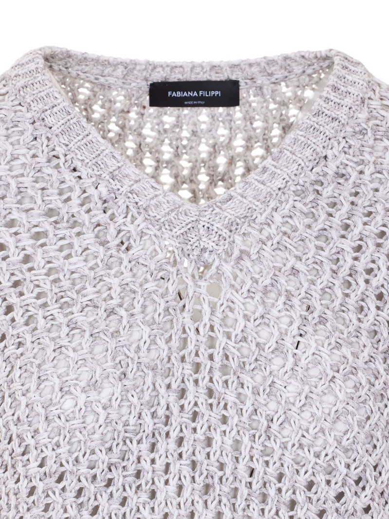 V-neck long-sleeve sweater 4