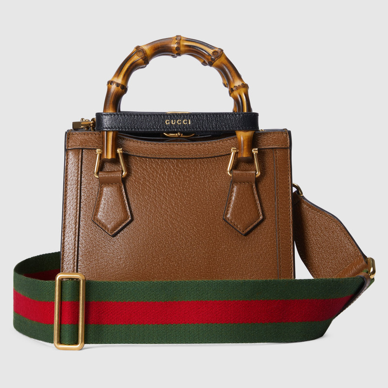 Gucci Diana 미니 토트 백 7