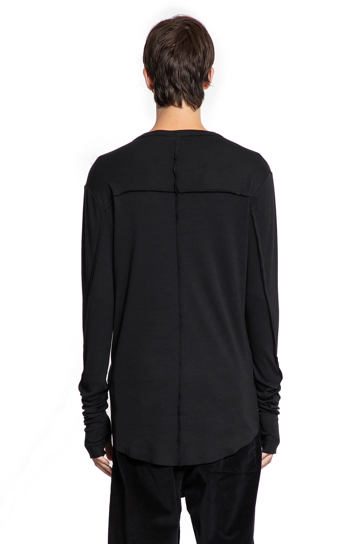 Cotton-T-Shirt-With-Hand-Gaiters - 3