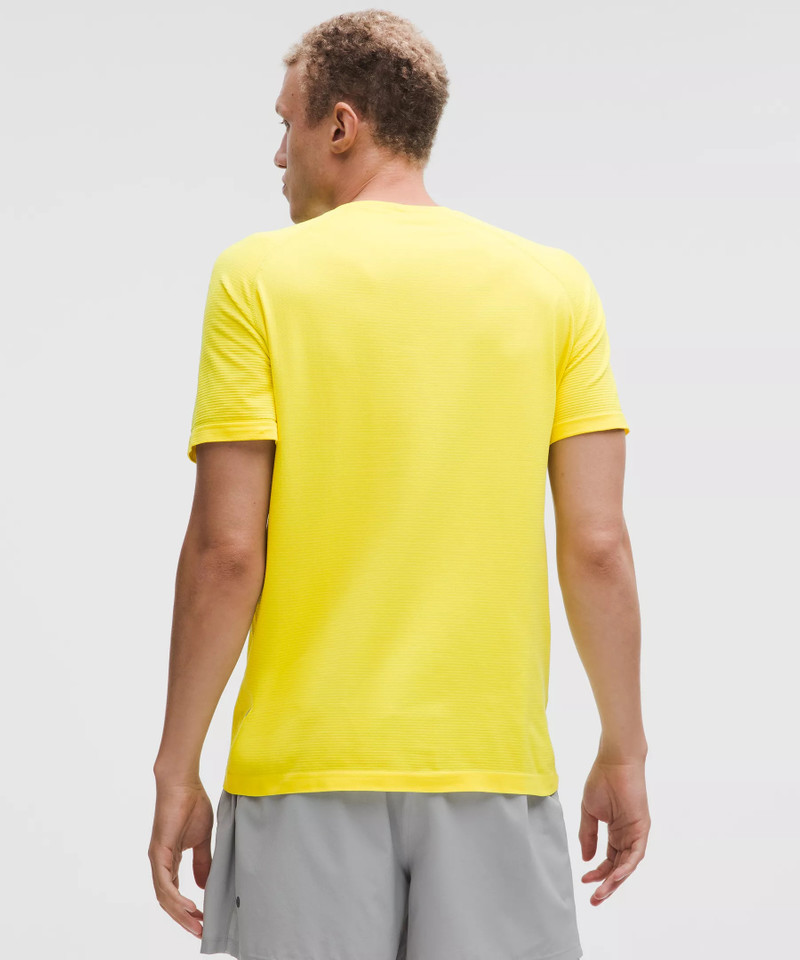Metal Vent Tech Short-Sleeve Shirt *Move in Nature 3