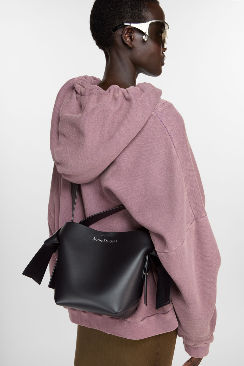 Acne Studios Musubi mini shoulder bag - Black outlook