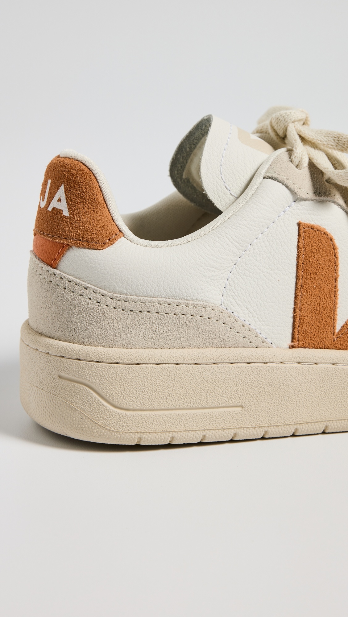 V-90 Sneakers - 3