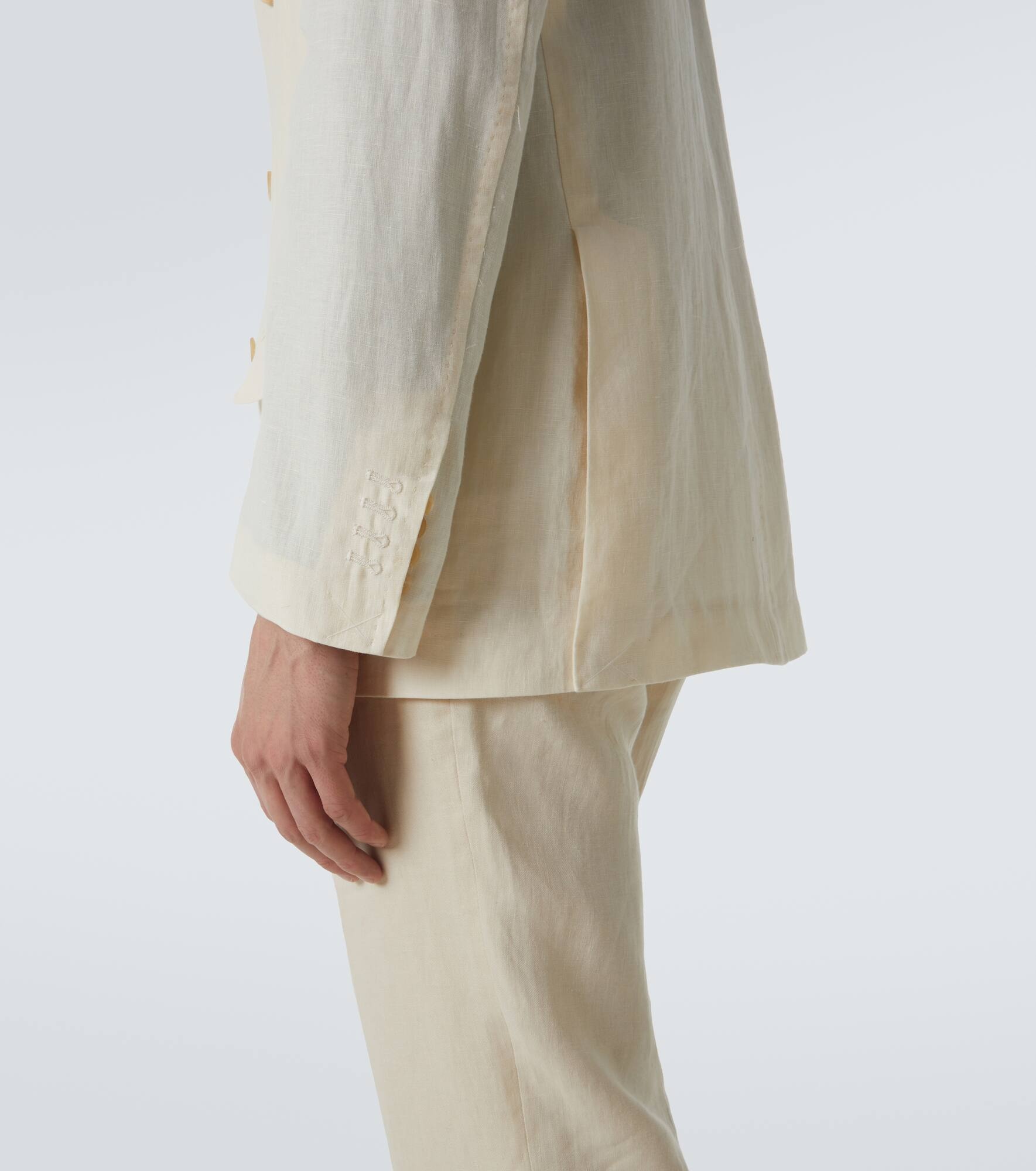 Double-breasted linen blazer - 6
