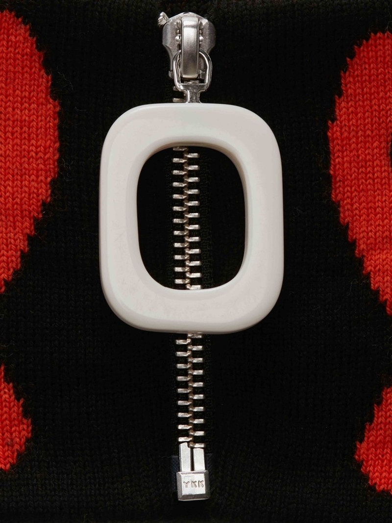 INTARSIA NECKBAND WITH ELEPHANT GRID 3