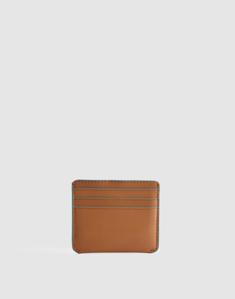 Curved Card Case in Leather 1