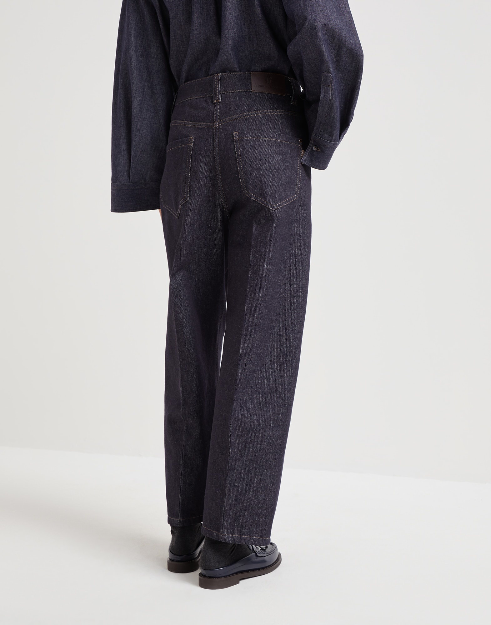 No-fade denim ergonomic trousers with shiny tab - 2