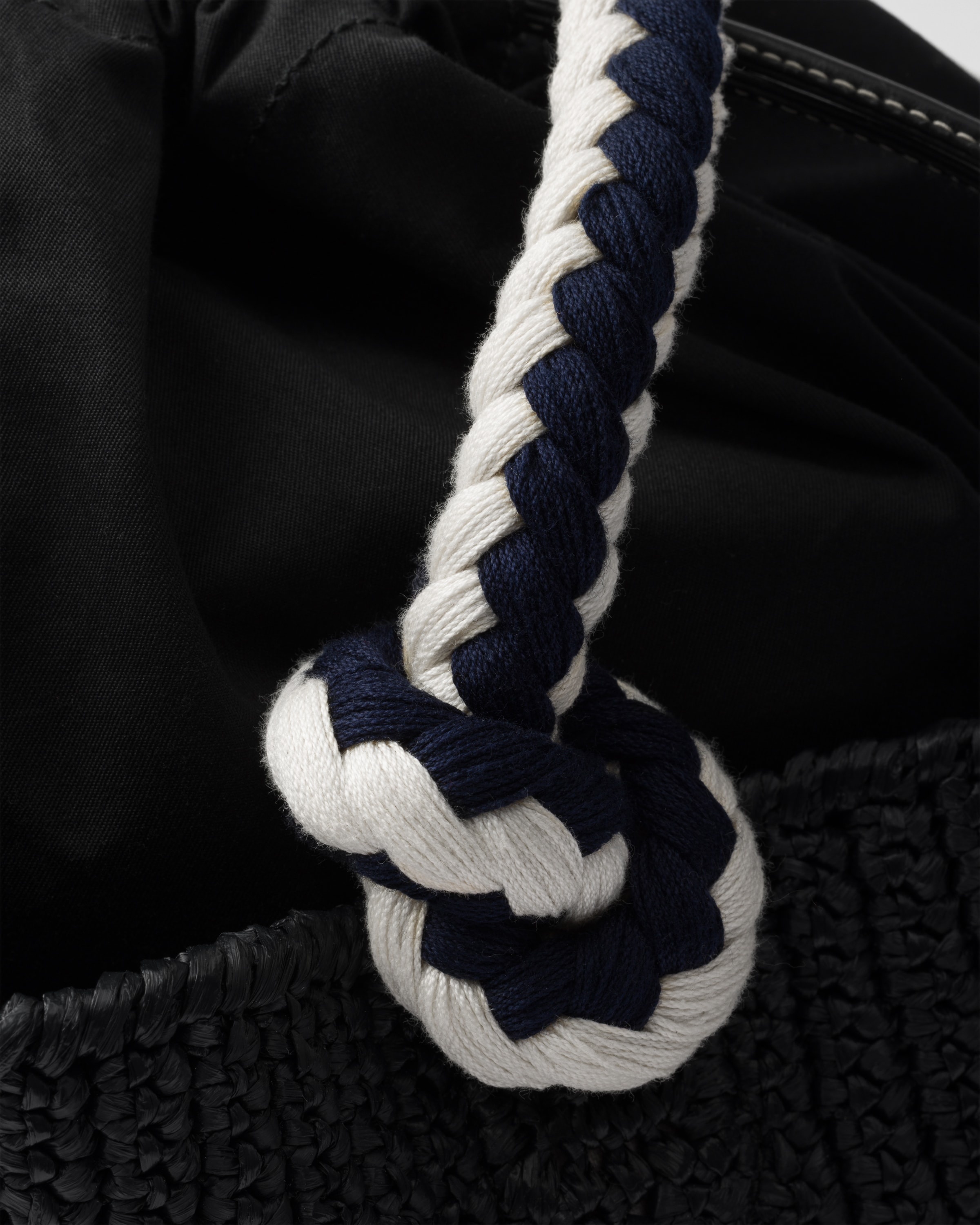 Small crochet bag - 6