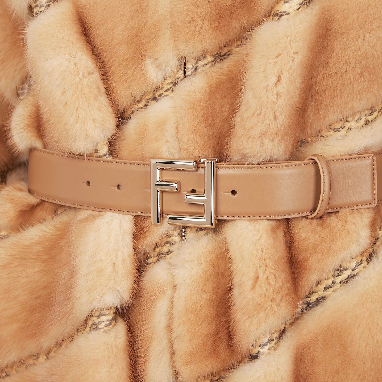 Gold-colored mink coat - 3