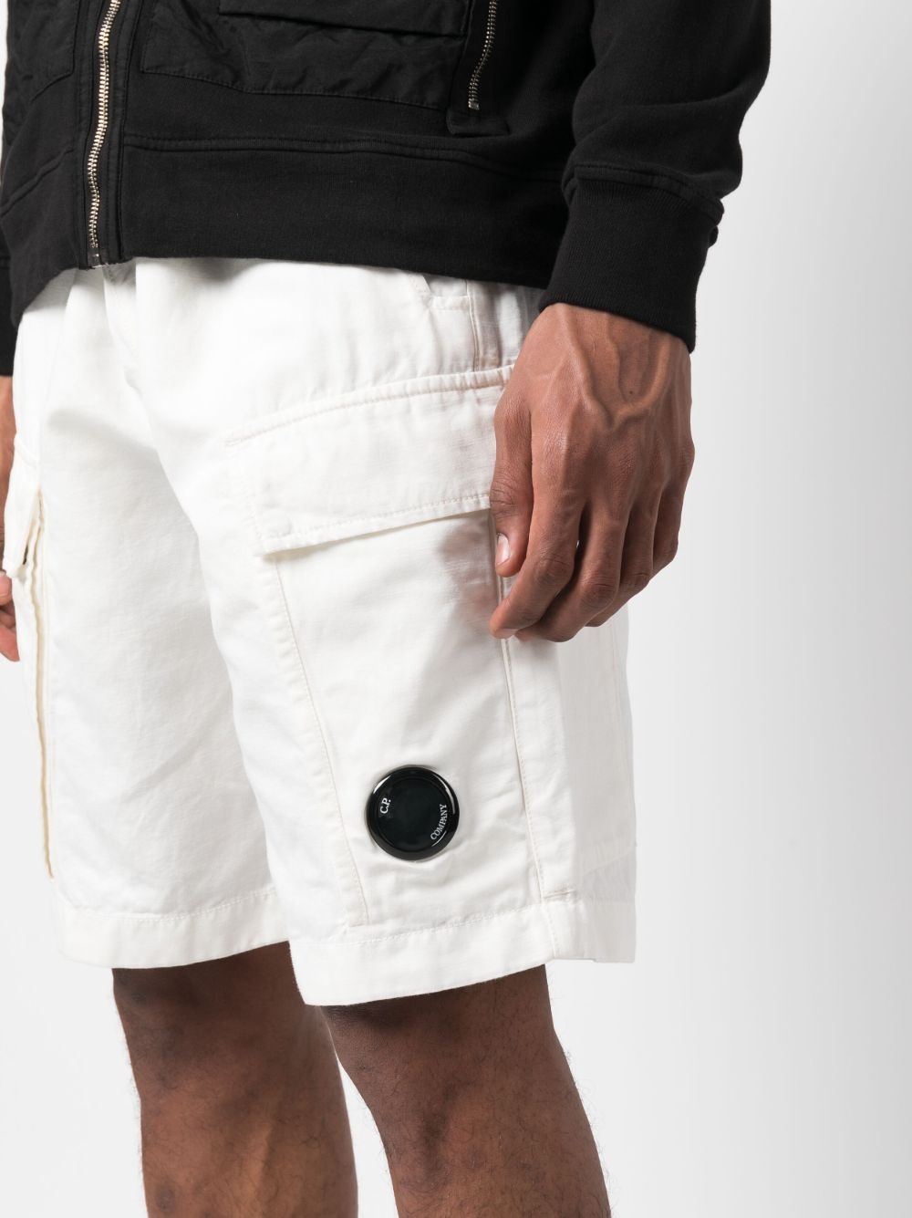 logo-plaque cargo shorts - 5